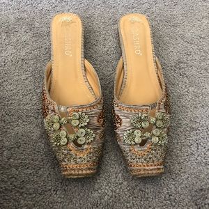 ASHRO Mules embroidered sequins Size 11